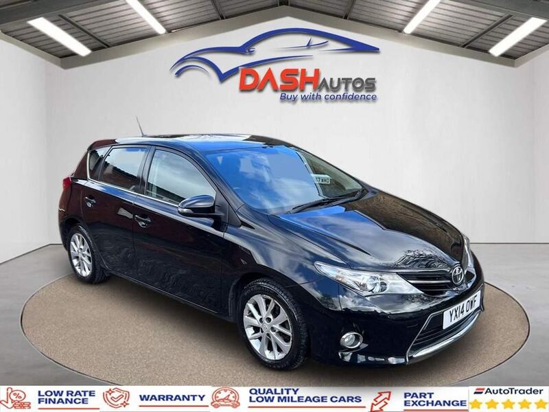 TOYOTA AURIS