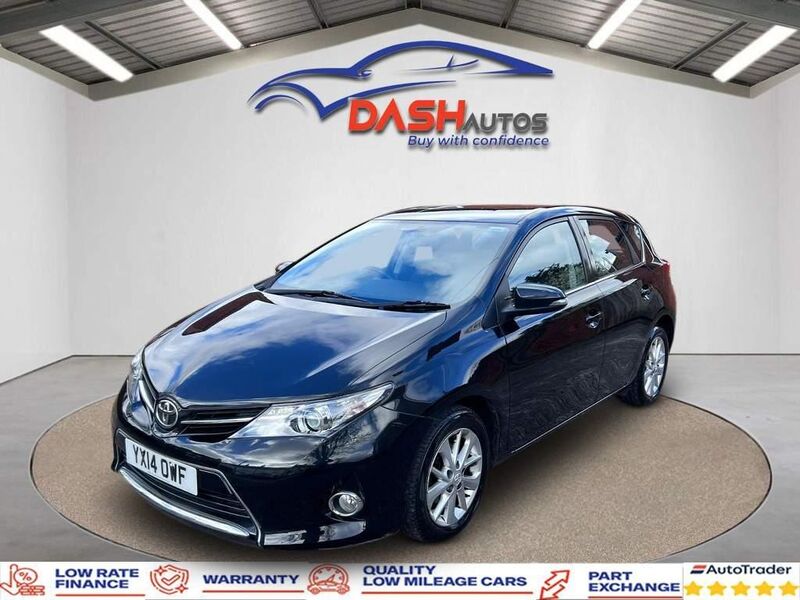 TOYOTA AURIS