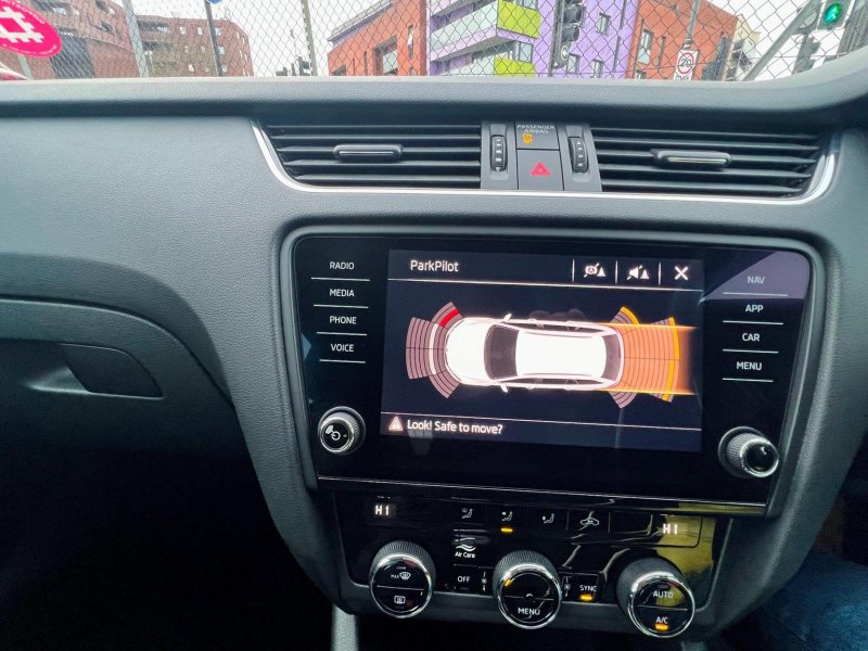 SKODA OCTAVIA