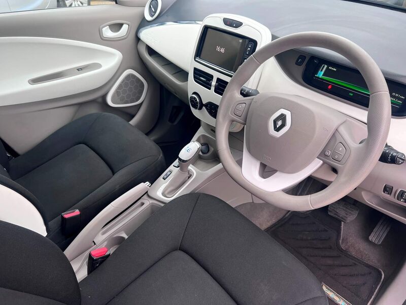 RENAULT ZOE