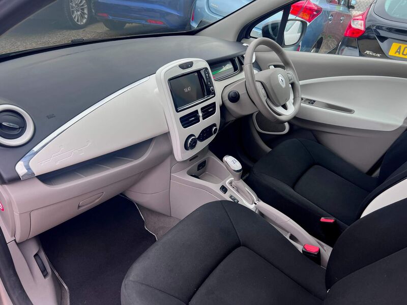 RENAULT ZOE